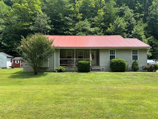 2560 Ky Route 1750, East Point, KY 41216