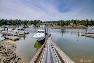 132 Lummi Dr, La Conner, WA 98257