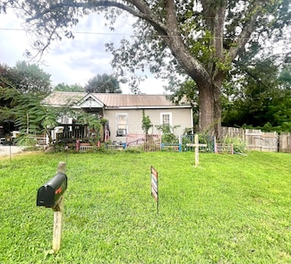 228 Peterson Ave, Auburn, KY 42206