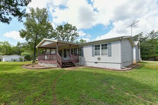 25356 Shawnee Dr, Golden, MO 65658