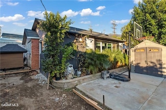 6809 Haywood St, Tujunga, CA 91042