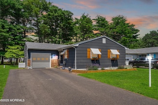 1086 Edgebrook Dr S, Toms River, NJ 08757