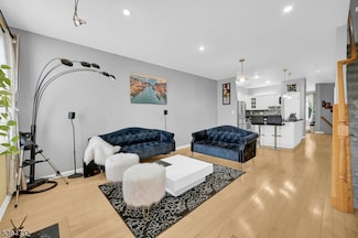 303 Wilshire Dr, Nutley, NJ 07110