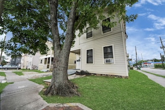2502 Saltus St Unit 4, Houston, TX 77003