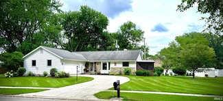 1708 N Bay Dr, Elkhart, IN 46514