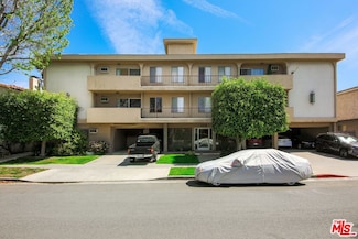 1110 S Oakhurst Dr, Los Angeles, CA 90035