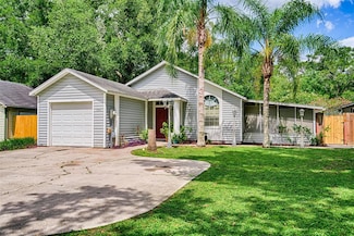 1931 SW 73rd St, Gainesville, FL 32607