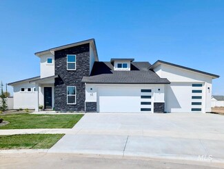 56 E Jarvis St, Meridian, ID 83642
