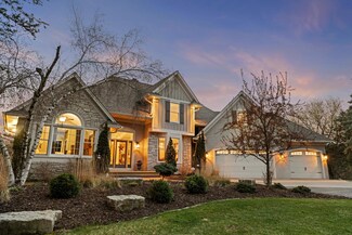 356 Southern Pacific Rd, Hudson, WI 54016