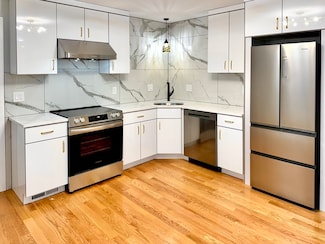 7 Ward St Unit 1, Somerville, MA 02143