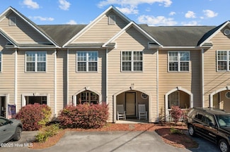 98 Mccain Ln Unit 3, Swansboro, NC 28584