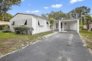 6620 Charleston St, Hollywood, FL 33024