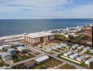 116 8th St, Mexico Beach, FL 32410