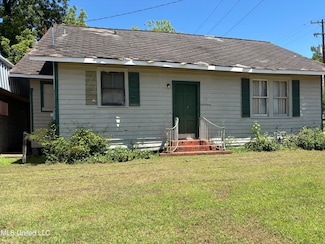 17 E Franklin St, Natchez, MS 39120