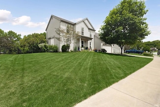 18165 Farmington Hills Dr, South Bend, IN 46637