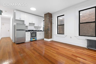 214 E 82nd St Unit 17, New York, NY 10028