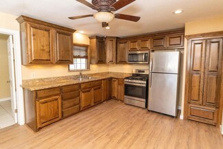 910 N Carol Ave, Monahans, TX 79756