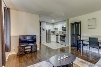 330 Oakland Ave Unit 101, Royal Oak, MI 48067