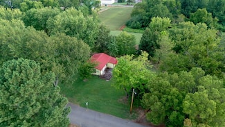 104 Smitherman St, Altus, AR 72821