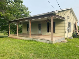 902 Grand Ave, Forest City, MO 64451