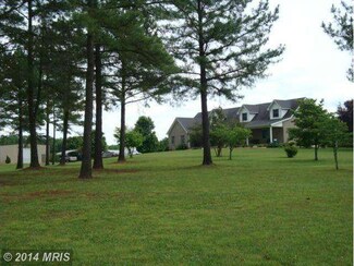 712 Cherry Hill Rd, Amherst, VA 24521