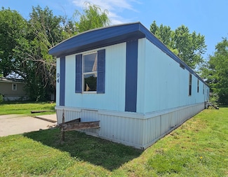 2320 E Macarthur Rd Unit D-04, Wichita, KS 67216