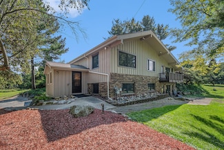 9501 Dexter-Chelsea Rd, Dexter, MI 48130