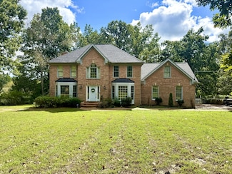 471 Old Pond Ln, Dickson, TN 37055