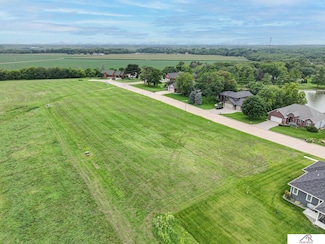 1115 Lakeshore Dr, Crete, NE 68333