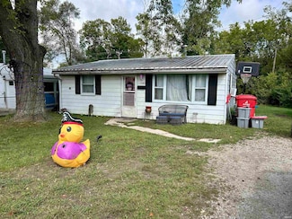 640 E 12th St, Rochester, IN 46975