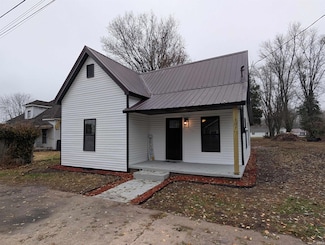 307 Giltner St, Oaktown, IN 47561