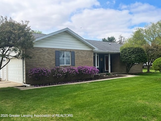 208 Valley Ln, Perry, MI 48872