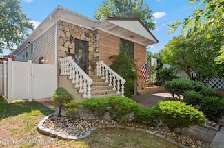 219 Freedom Ave, Staten Island, NY 10314