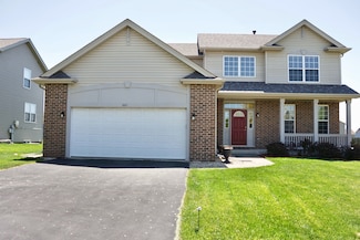 661 Bluebonnett Dr, Aurora, IL 60505