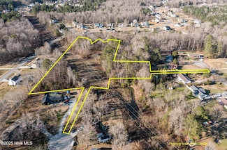 121 Meadow, Jacksonville, NC 28546