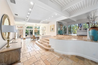 210 Central Ave, Naples, FL 34102