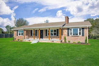 411 Allen Ferry Rd, Smithville, TN 37166
