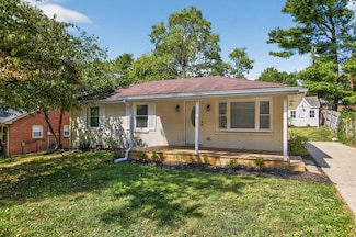 308 Kentucky Ave, Versailles, KY 40383