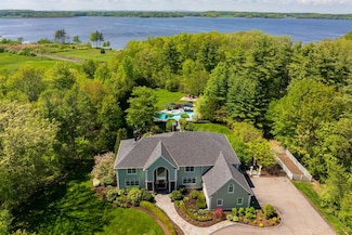 34 Orchard Hill Rd, Greenland, NH 03840