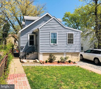 4304 Byers St, Capitol Heights, MD 20743