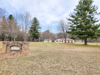 2165 E Long Lake Rd, Harrison, MI 48625