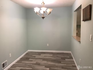 336 Wimbeldon Ct, North Brunswick, NJ 08902