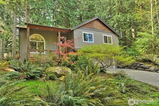 41 Rocky Ridge Dr, Bellingham, WA 98229