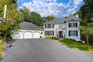 706 Spring Hill Ln, Cincinnati, OH 45226