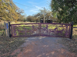 26800 Poplar Ln, Blanchard, OK 73010