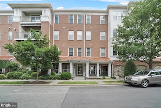 110 Chevy Chase St Unit 301, Gaithersburg, MD 20878