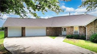 631 Mustang Ct, Centerton, AR 72719