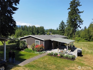 145 Emery Ln, Port Angeles, WA 98362