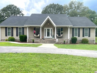 135 Boatright Dr, Benton, KY 42025