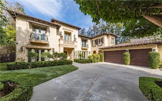 12094 Summit Cir, Beverly Hills, CA 90210